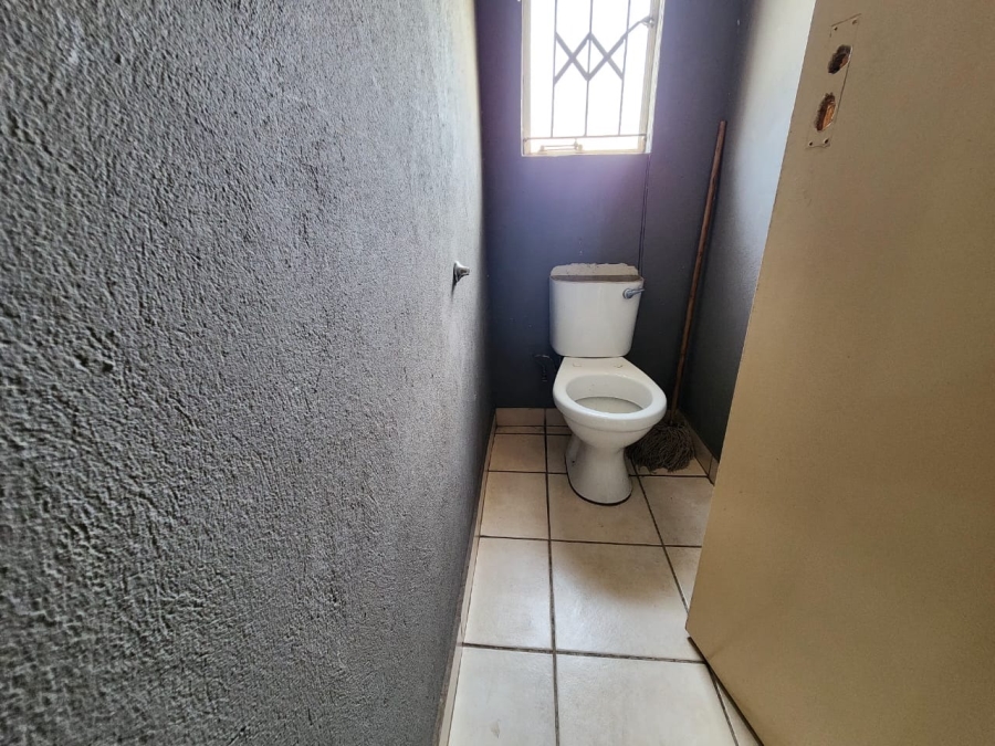 2 Bedroom Property for Sale in Freedom Park North West